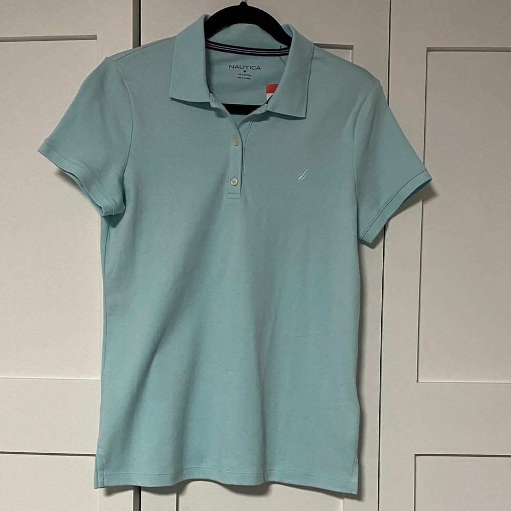 Nautica Women's Aqua Button Down Shirt. NWT